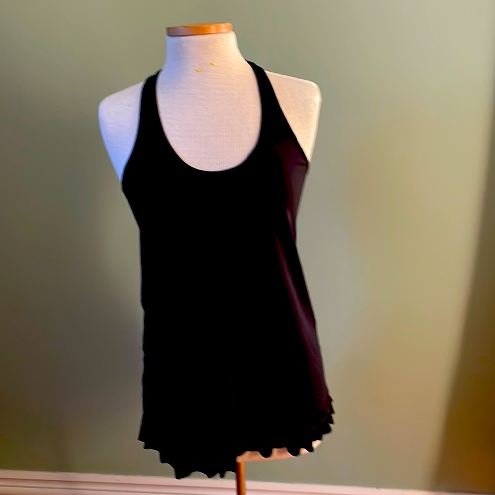 Lululemon tank top. Black with ruffle. Size 10/12